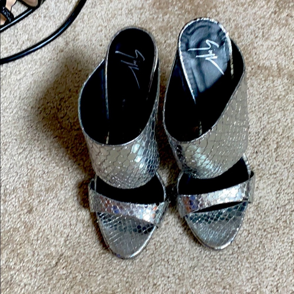 Giuseppe Zanotti silver sandle